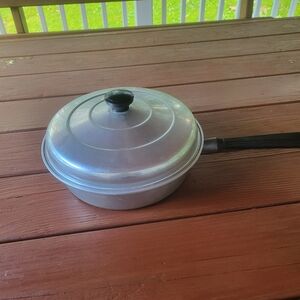 Vintage Wear-Ever Aluminum Skillet with Lid #2540